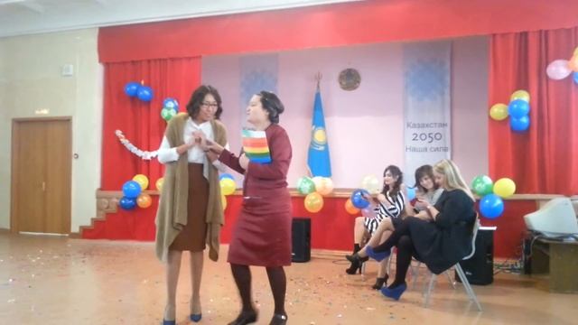 Как учитель английского языка устроился на работу в частную школу смотреть онлайн