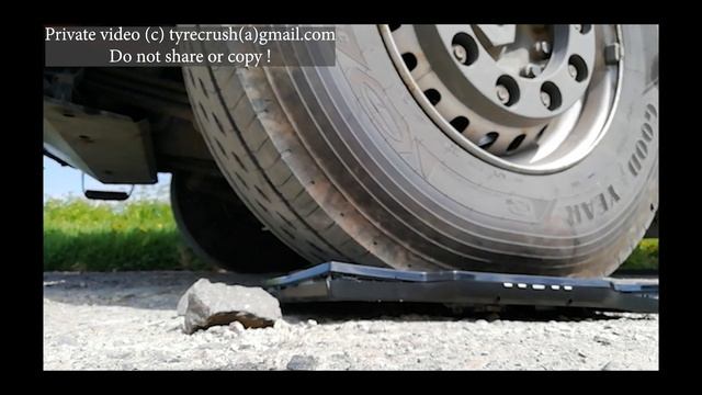 Monitor crush video #80 sample смотреть онлайн