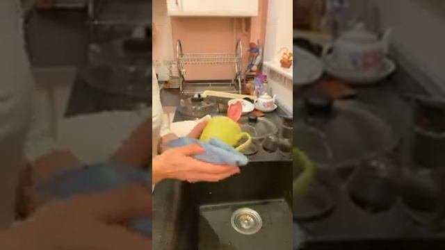 Как помыть чисто, быстро и без капли химии грязную посуду