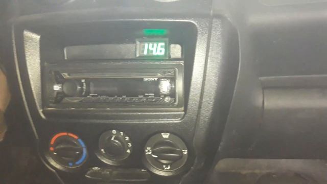 Акумуляторы которые работают на напряжении заряда 14.7 - 14.5 вольт 7 лет и продолжают работать