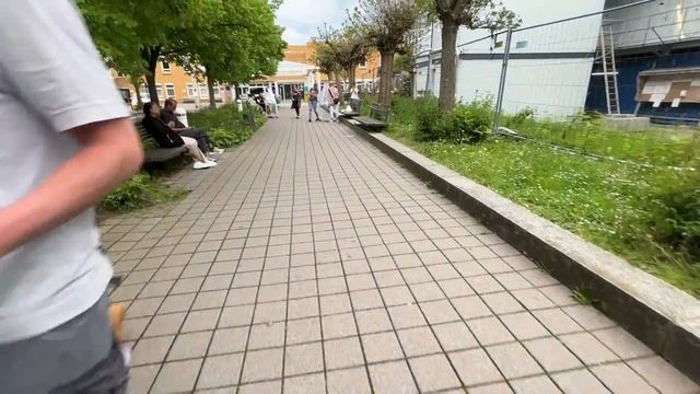 Медстраховка в Германии. Показываю больницу, палаты, еду и больничный городок.