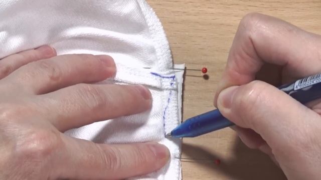 Как фабричная! Обработка горловины на трикотаже. Еще способ в вашу копилку.