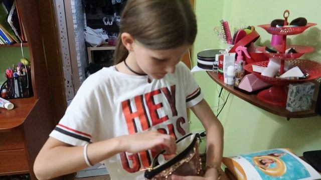 Еду отдыхать без мамы / Собираю чемодан или что в моем чемодане