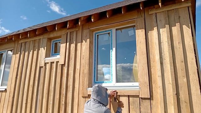 Недорогая отделка фасада. Бюджетный каркасный домик.