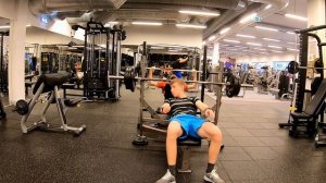 Жим лёжа на 2 повтора. Жму 100 кг!