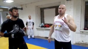 Александр Плаксин - уроки ПАНАНТУКАН "Филиппинского бокса". Защиты.