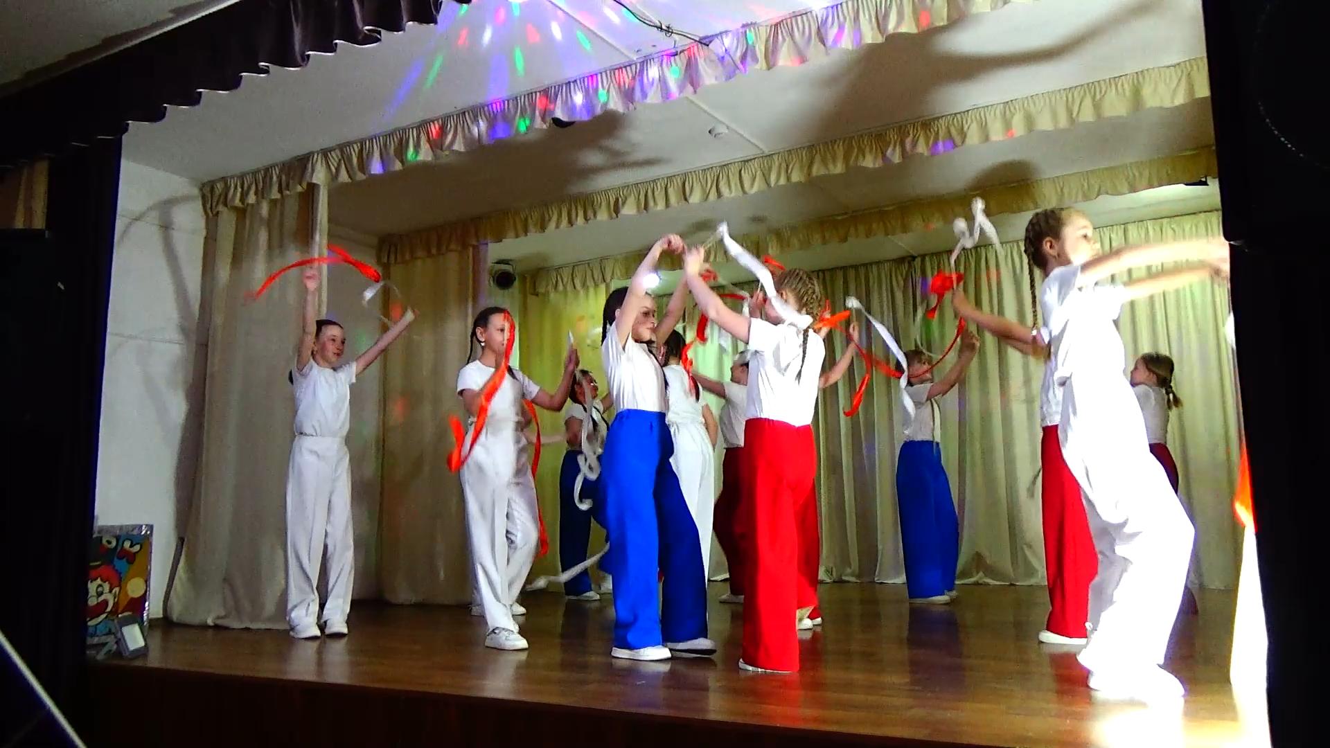 Энергия добра! В ДК «Созвездие» состоялся первомайский концерт