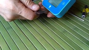 Разборка часов будильника из Икеи IKEA. Как разобрать часы будильник Икеа.