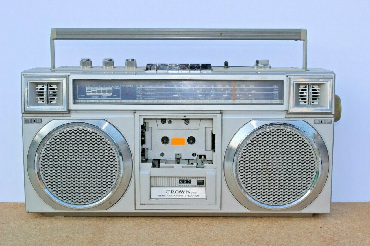 Crown CSC-938F Stereo Radio Cassette Recorder.-очень редкий