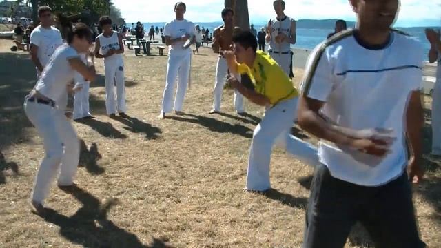 Professor Jaba - Capoeira Malês @ Alki Beach-06 смотреть онлайн