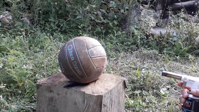 Ball VS GAS TORCH / Газовая горелка против мяча. смотреть онлайн