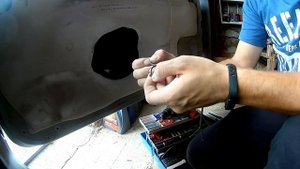 How to Install front Speakers - Peugeot 206