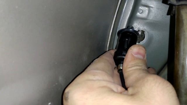 Honda Civic 2004 bagaj ve depo teli değiştirme - Tailgate & fuel tank wire replacement смотреть онлайн