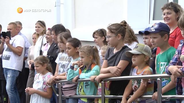 В Новом Осколе у Дома детского творчества появился игровой комплекс смотреть онлайн