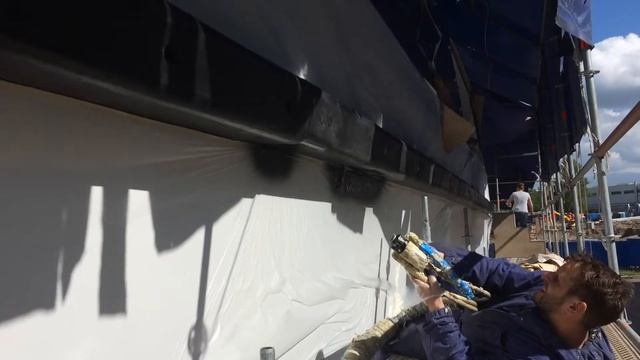 Напыление полимочевины на корабль смотреть онлайн