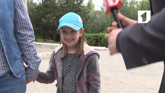 Утренний эфир / Опрос детей на улицах Тирасполя
