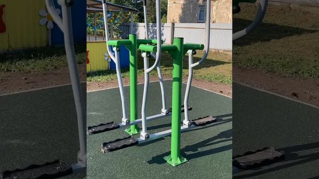 Уличные тренажеры