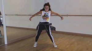 Tambourine choreography by Karina Palmira