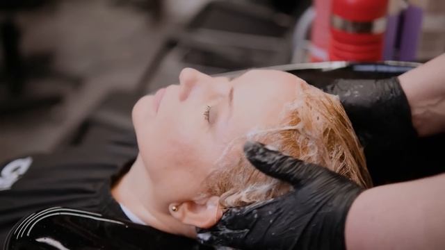 Окрашивание СЕДЫХ волос в БЛОНД / Как покрасить волосы без желтизны?