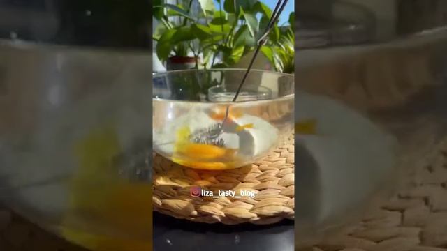 Ленивые пирожки с яйцом, зелёным луком и сыром?