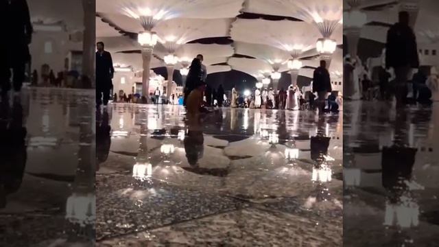 Дети во дворе мечети Пророка Мир Ему смотреть онлайн