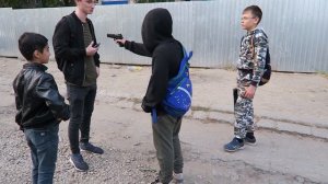 АНТИ ГРИФЕР ШОУ ¦ У ШКОЛЬНИКА НАСТОЯЩИЙ ПИСТОЛЕТ ¦ БОЙ С ГРИФЕРАМИ В РЕАЛЬНОЙ ЖИЗНИ!