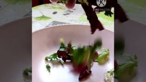 Салат с сыром с голубой плесенью