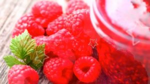 МАЛИНОВОЕ ВАРЕНЬЕ ПОЛЬЗА И ВРЕД | чай с малиновым вареньем польза?