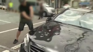 Мужик разбил свой Mercedes S63 AMG