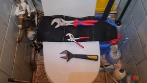 Сантехника, замена гибкой подводки и почему так дорого  -)