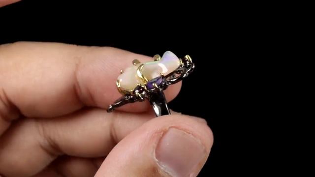 Серебряное дизайнерское кольцо с натуральным фантазийным опалом арт 33447
