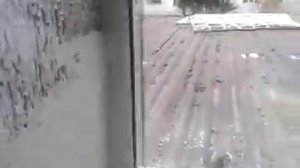 Отделка оконных откосов обычной штукатуркой, но под декор.