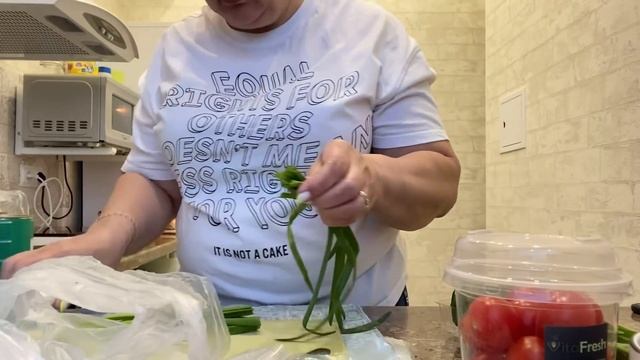 МУКБАНГ НА НОЧЬ ГЛЯДЯ! ПИРОЖНОЕ НЫНЧЕ НЕ ТО... смотреть онлайн