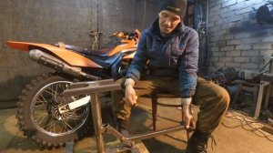 ПОДСТАВКА ДЛЯ МОТОЦИКЛА!   своими руками