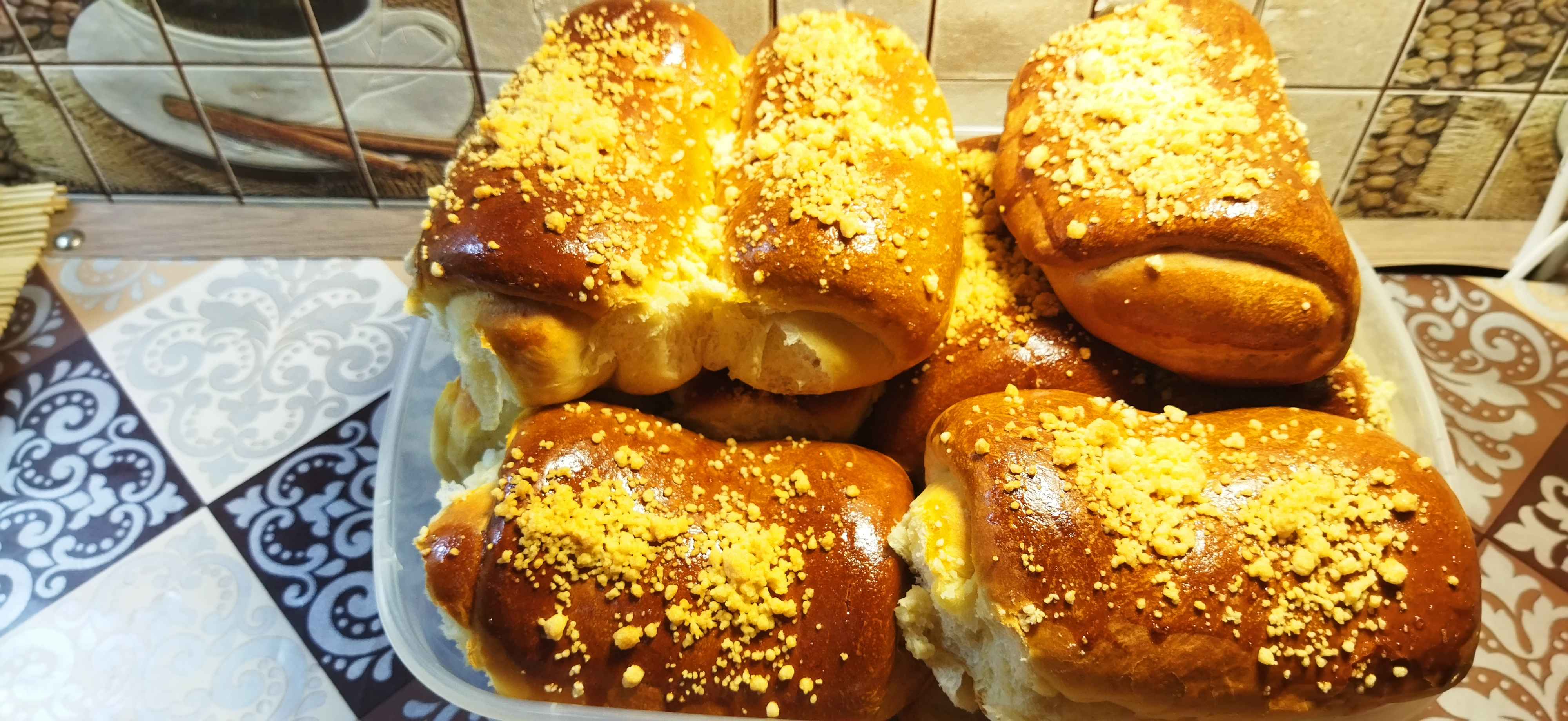 МЕГА воздушные БУЛОЧКИ с ШТРЕЙЗЕЛЬНОЙ КРОШКОЙ и СГУЩЕННЫМ МОЛОКОМ