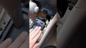 замена лампочки подсветки силектора кпп королла 120