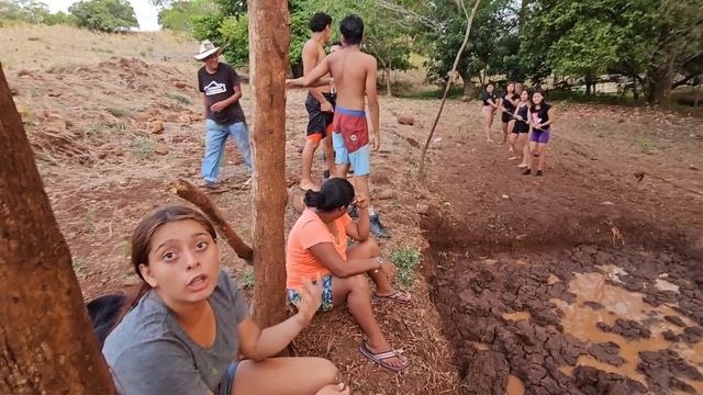 Reto de la pila de lodo con las chicas visitantes vs las Jrs 4K. Quienes son tus FAVORITAS? Parte 2 смотреть онлайн