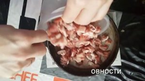салат из соленых огурцов с мясом, просто и вкусно
