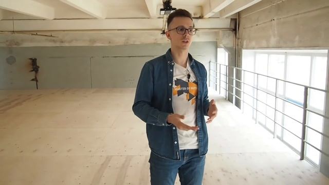 ГИГАНТСКИЙ АНТРЕСОЛЬНЫЙ ЭТАЖ В ОФИС смотреть онлайн