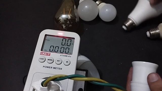 Energy Monitor Plug | 6 in 1 energy meter | Watt meter