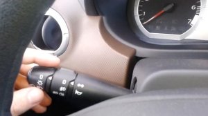 Видео: Как включить габаритные огни и ближний свет в ЛАДА ЛАРГУС?