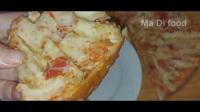 Пицца из магазинной лепешки. Очень простой и быстрый рецепт