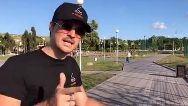 Как кататься на самокате с детьми