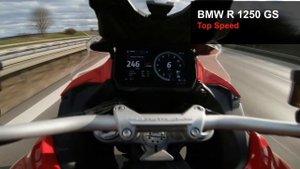 DUCATI Multistrada V4S vs BMW R 1250GS / Acceleration, Top Speed 260+ km/h, Ride and Exhaust Sound