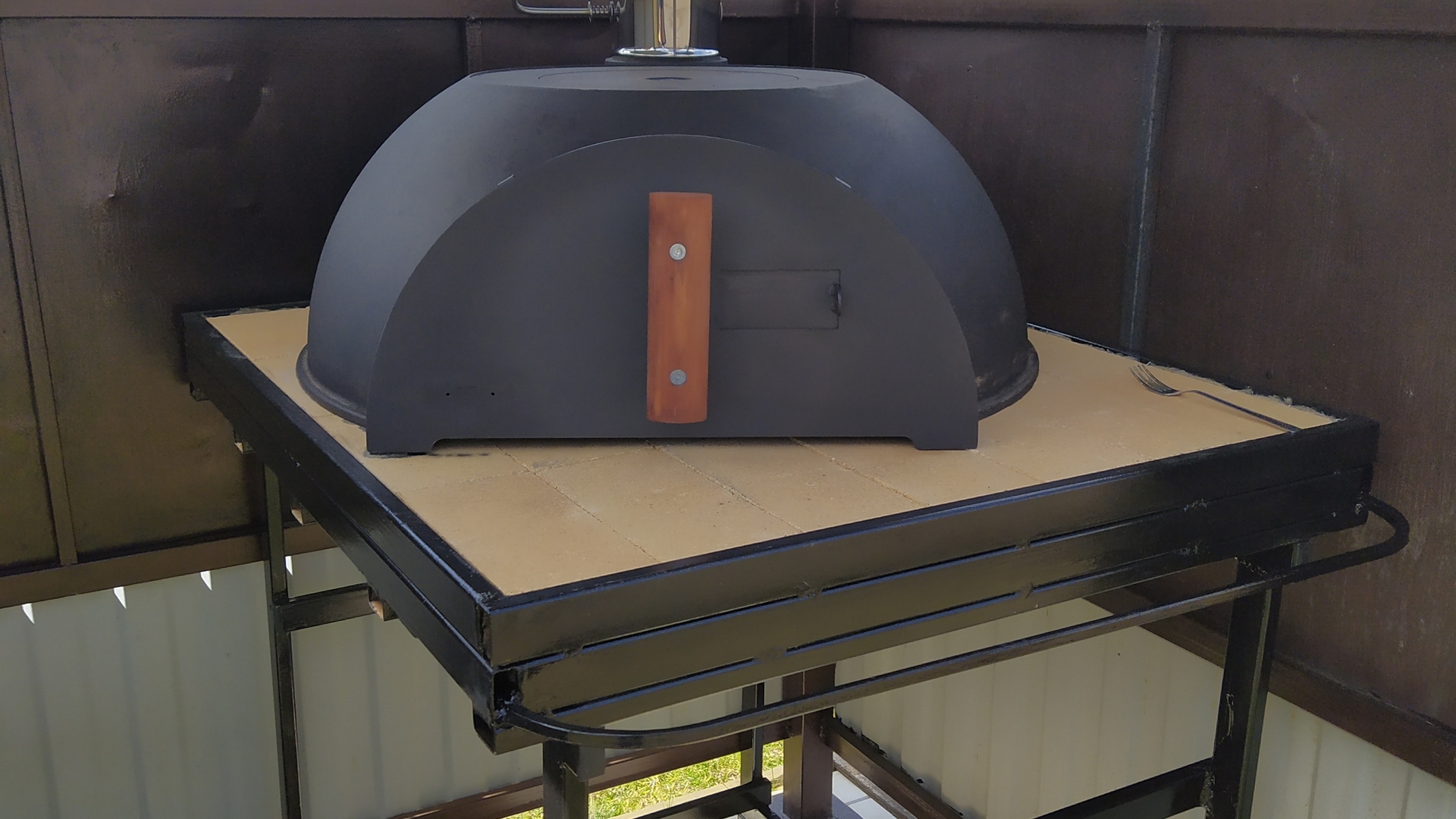 Уличная печь для дачи. Как сделать основание для помпейской печи смотреть онлайн