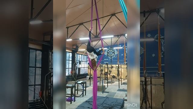 УРОКИ ПО ВОЗДУШНОЙ ГИМНАСТИКЕ / AERIAL CLASS / AERIAL SILKS