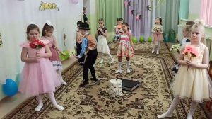 Выход на 8 марта в детском саду. "Журчат ручьи". группа Ландыш. МАДОУ д/с Пчелка, г.Балашов