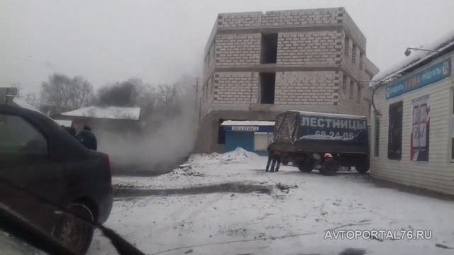 Ярославль,снег ремонту дорог не помеха смотреть онлайн