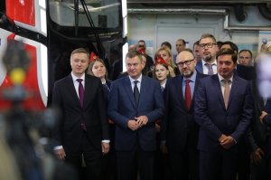 ТМХ передал Петербургскому метрополитену первый поезд «Балтиец»