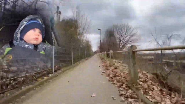 Германия Дуйсбург идем к Бабушке в гости 9 км за 15 минут смотреть онлайн